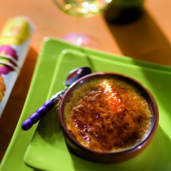 Crème brûlée with honey and chestnut purée