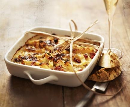 Celery gratin with creamy Roquefort